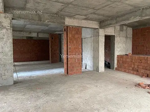 Satılır 4 otaqlı yeni tikili 191 m²