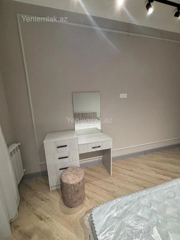 Satılır 2 otaqlı yeni tikili 82 m²