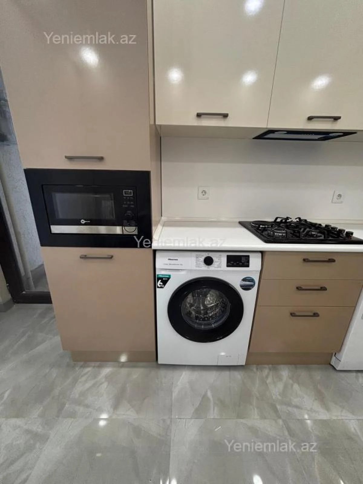 Satılır 2 otaqlı yeni tikili 82 m²