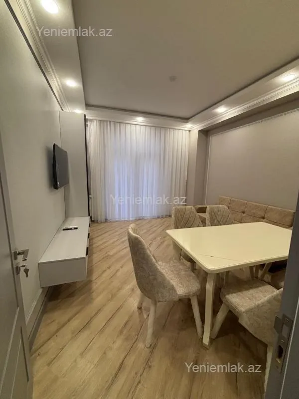 Satılır 2 otaqlı yeni tikili 82 m²