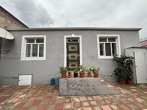 Satılır 3 otaqlı həyət evi 100 m²