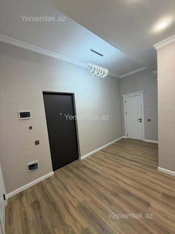 Satılır 2 otaqlı yeni tikili 83 m²