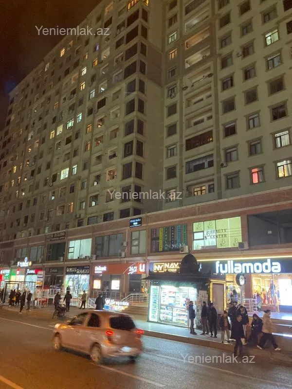 Satılır 3 otaqlı yeni tikili 142 m²