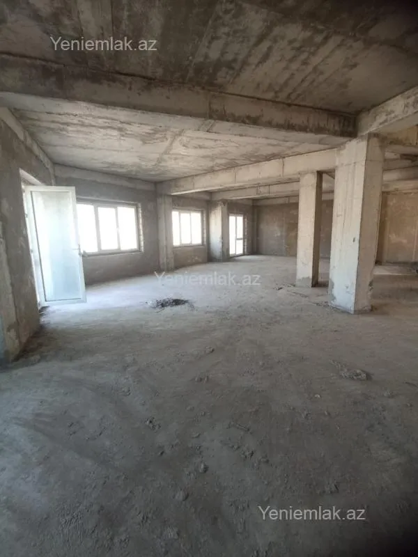 Satılır 5 otaqlı yeni tikili 242 m²
