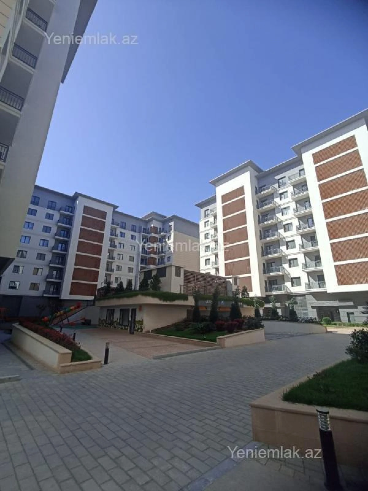 Satılır 5 otaqlı yeni tikili 242 m²