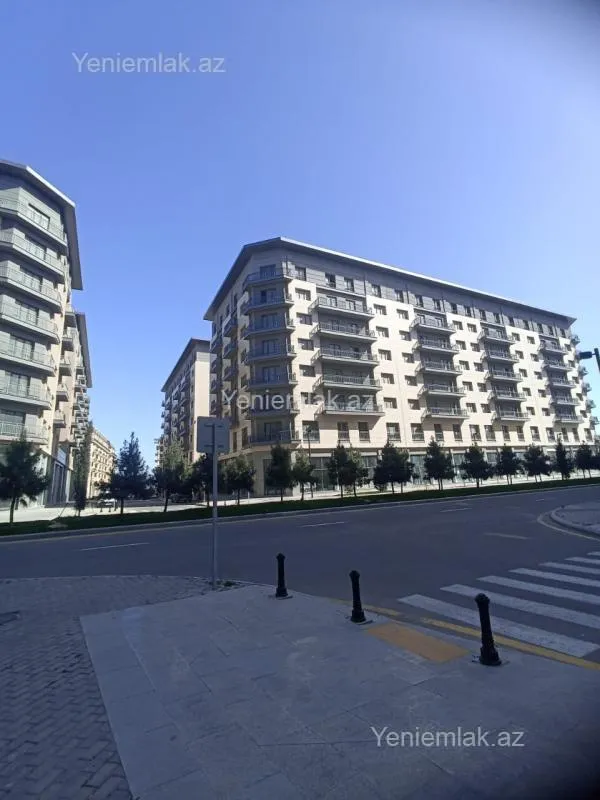 Satılır 5 otaqlı yeni tikili 242 m²