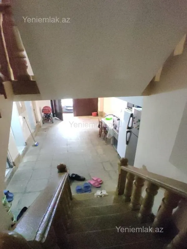 Satılır 4 otaqlı həyət evi 165 m²