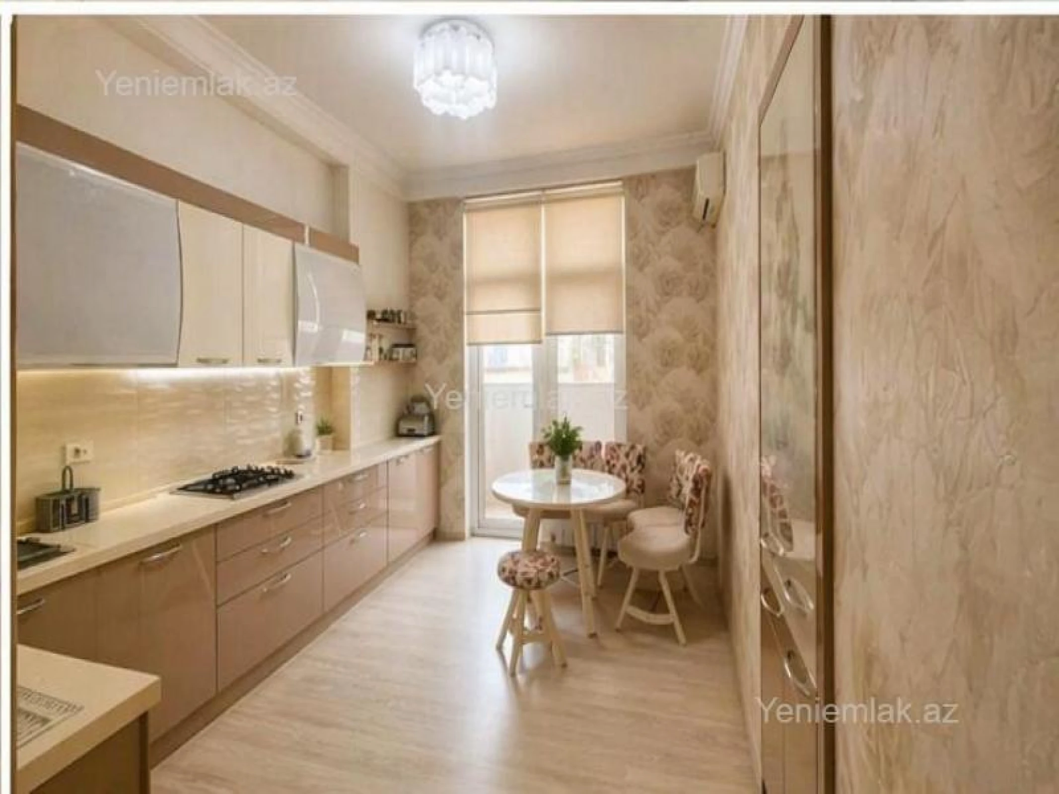 Satılır 3 otaqlı yeni tikili 140 m²