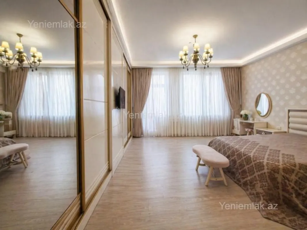 Satılır 3 otaqlı yeni tikili 140 m²