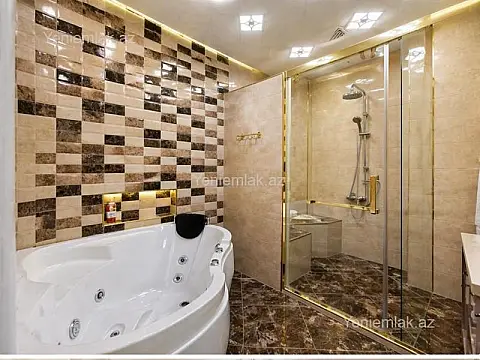 Satılır 3 otaqlı yeni tikili 140 m²