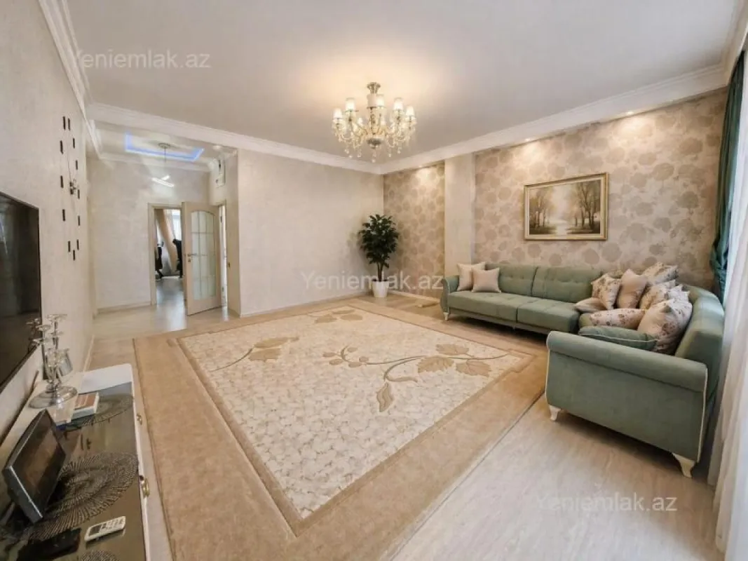 Satılır 3 otaqlı yeni tikili 140 m²