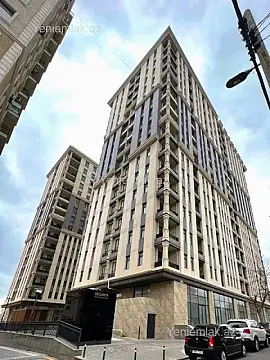 Satılır 3 otaqlı yeni tikili 125 m²
