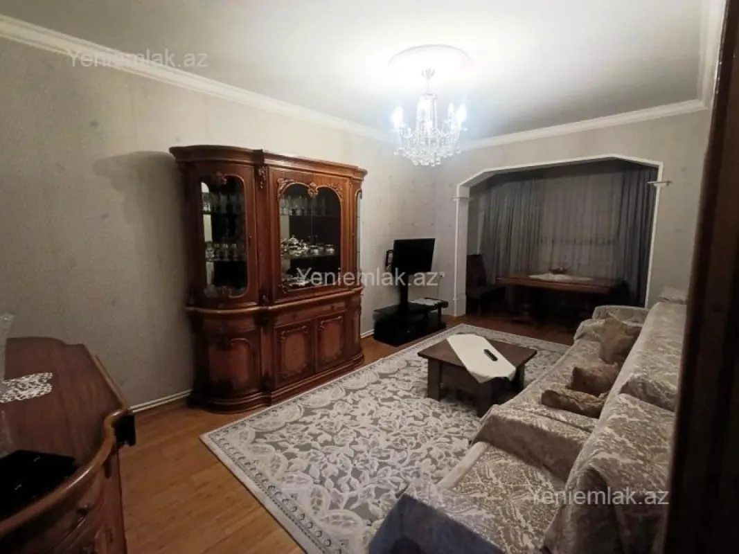 Satılır 3 otaqlı köhnə tikili 70 m²