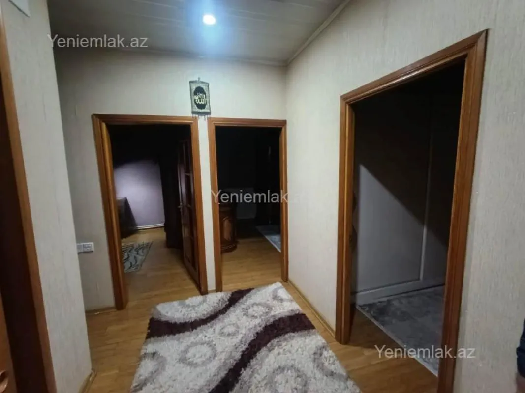 Satılır 3 otaqlı köhnə tikili 70 m²