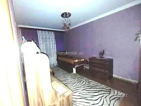 Satılır 3 otaqlı köhnə tikili 70 m²