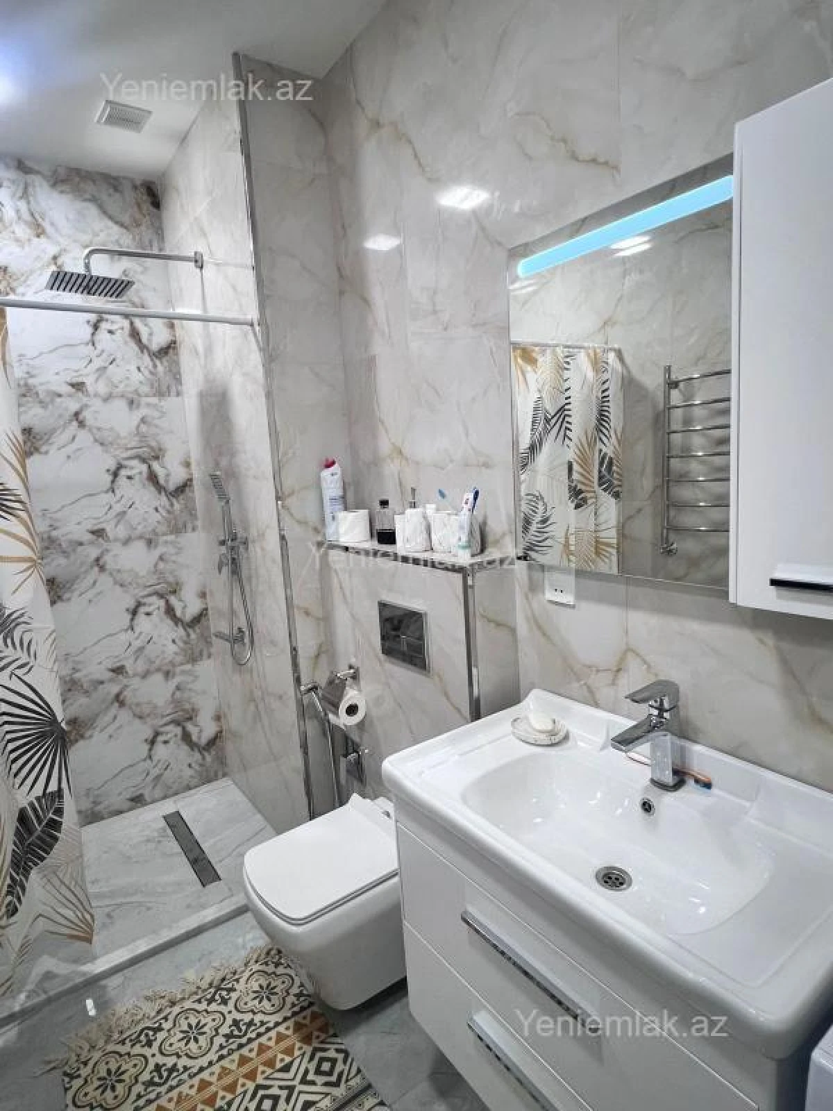 Satılır 2 otaqlı yeni tikili 75 m²
