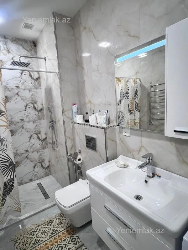 Satılır 2 otaqlı yeni tikili 75 m²