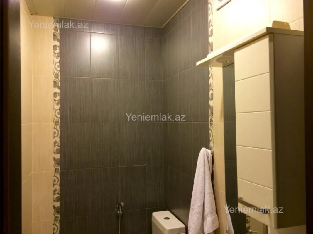 Satılır 3 otaqlı yeni tikili 120 m²
