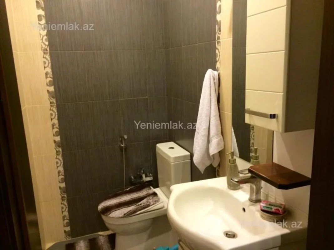 Satılır 3 otaqlı yeni tikili 120 m²