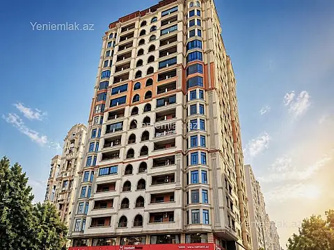 Satılır 3 otaqlı yeni tikili 130 m²