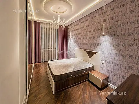 Satılır 3 otaqlı yeni tikili 130 m²