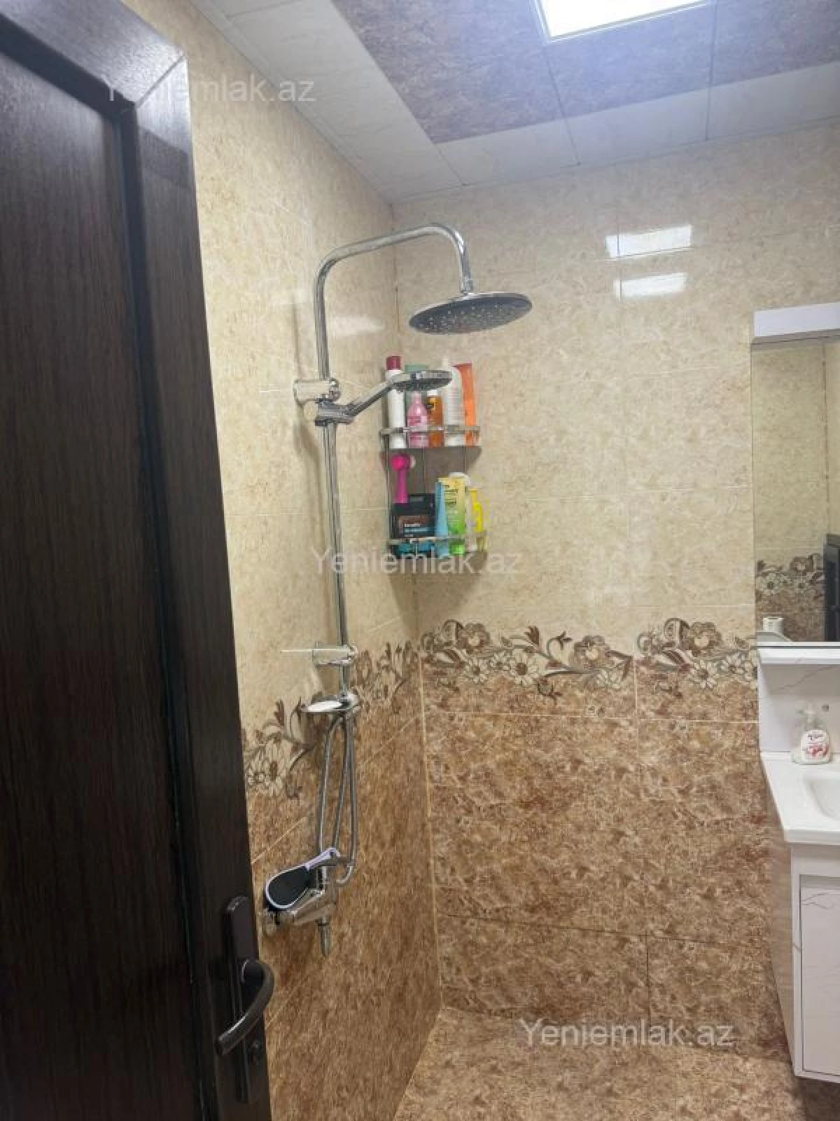 Satılır 2 otaqlı yeni tikili 74 m²