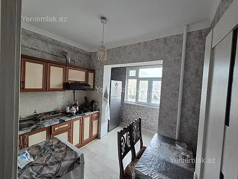 Satılır 2 otaqlı köhnə tikili 65 m²