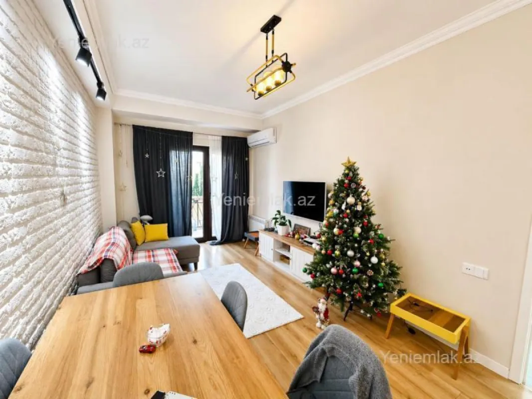 Satılır 2 otaqlı yeni tikili 82 m²