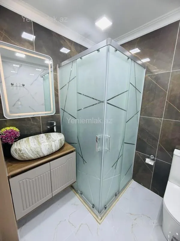 Satılır 3 otaqlı yeni tikili 127 m²