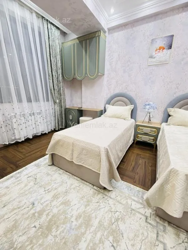 Satılır 3 otaqlı yeni tikili 127 m²