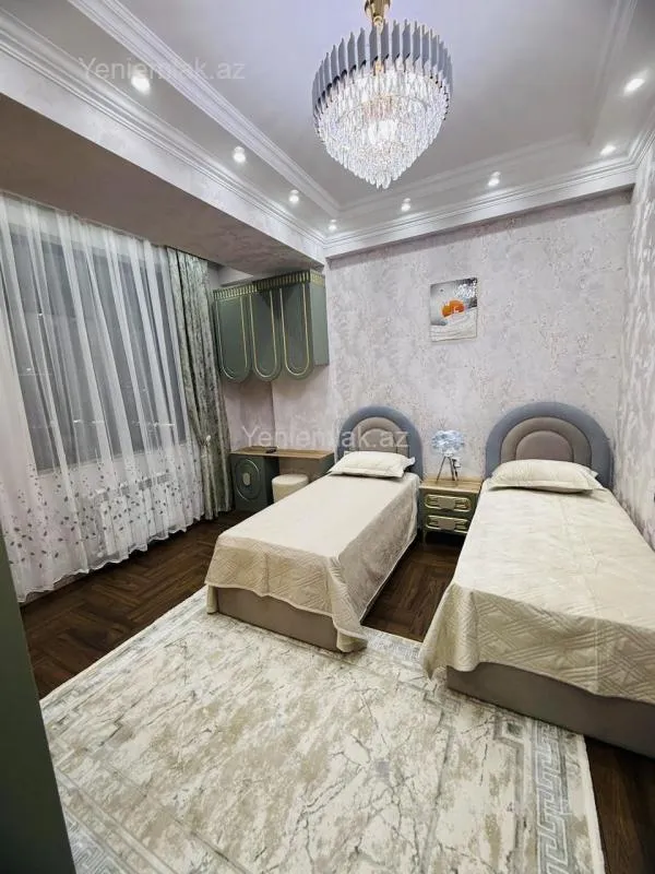 Satılır 3 otaqlı yeni tikili 127 m²