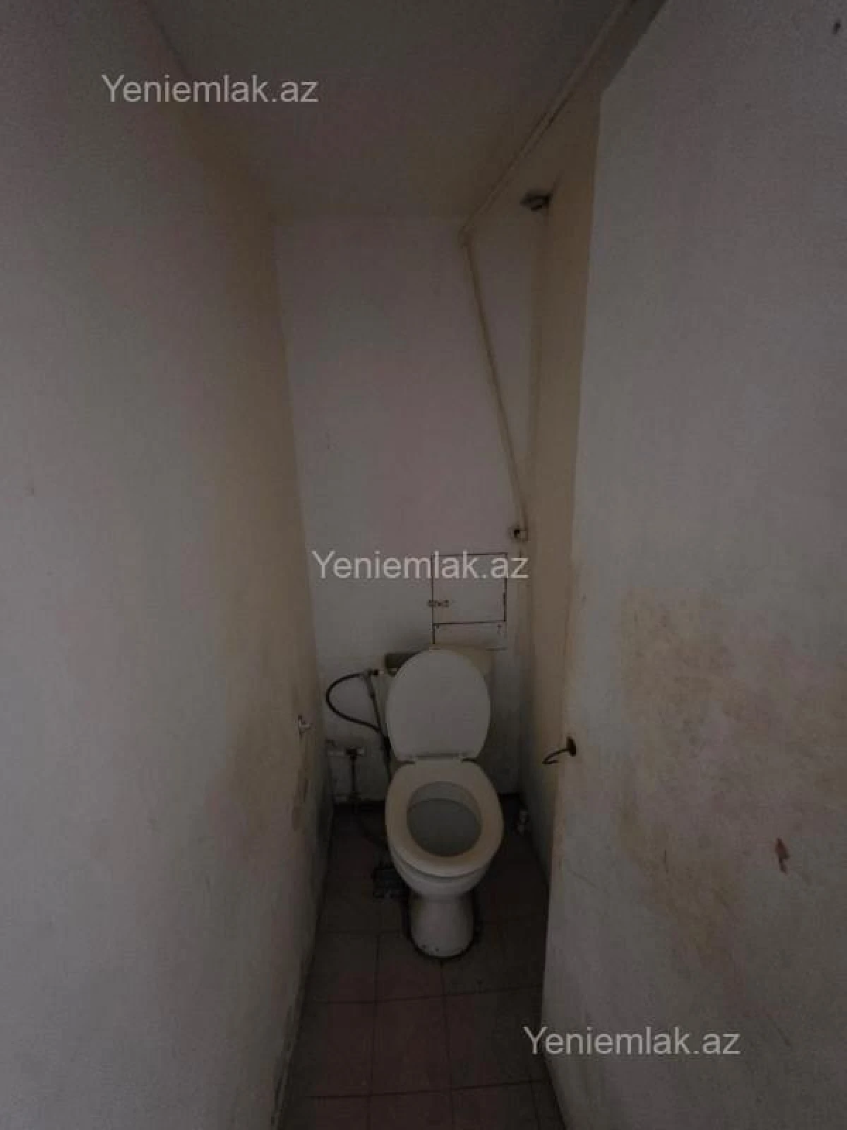 Satılır 2 otaqlı köhnə tikili 65 m²