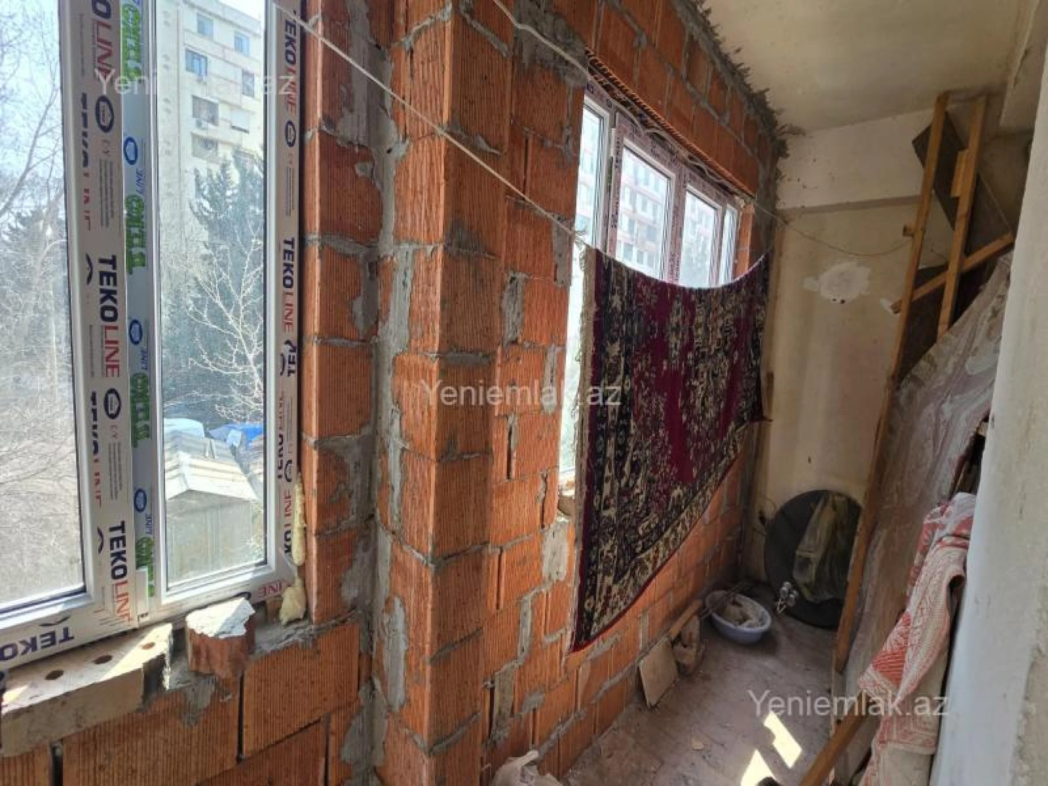 Satılır 2 otaqlı köhnə tikili 55 m²