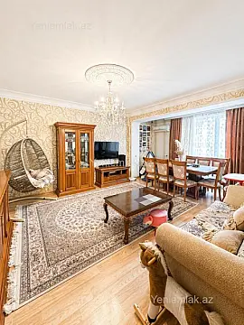 Satılır 4 otaqlı köhnə tikili 114 m²