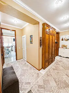 Satılır 4 otaqlı köhnə tikili 114 m²