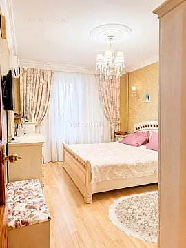 Satılır 4 otaqlı köhnə tikili 114 m²
