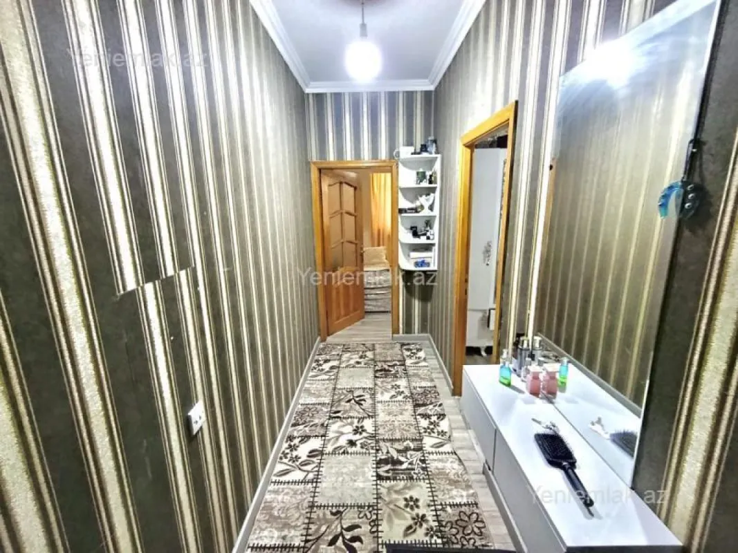 Satılır 2 otaqlı köhnə tikili 60 m²