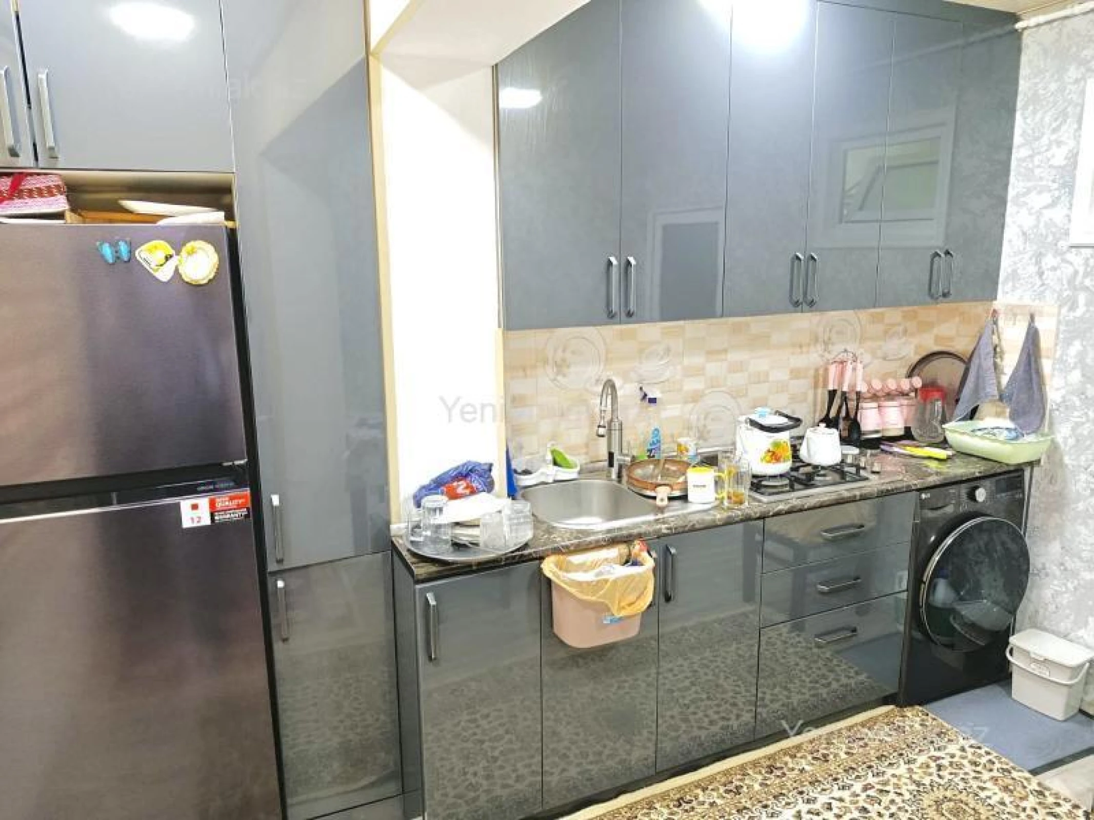 Satılır 2 otaqlı köhnə tikili 60 m²
