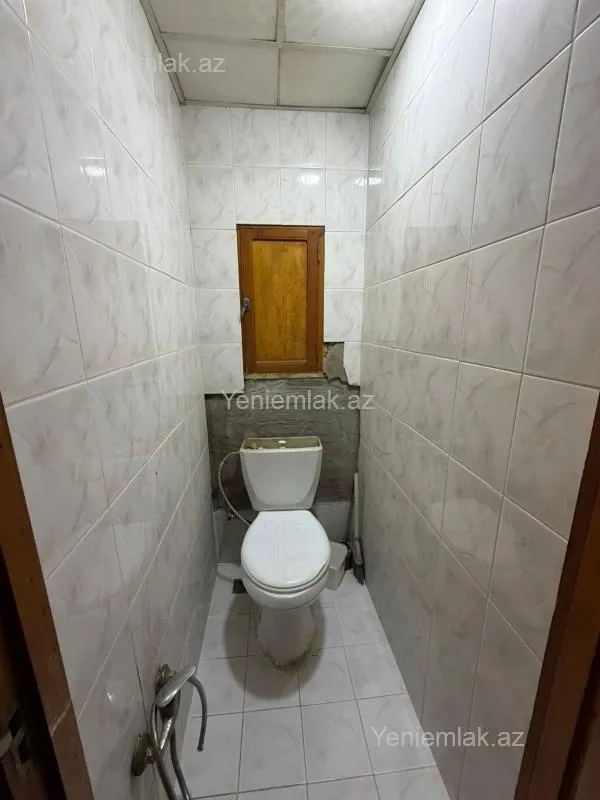 Satılır 2 otaqlı köhnə tikili 55 m²