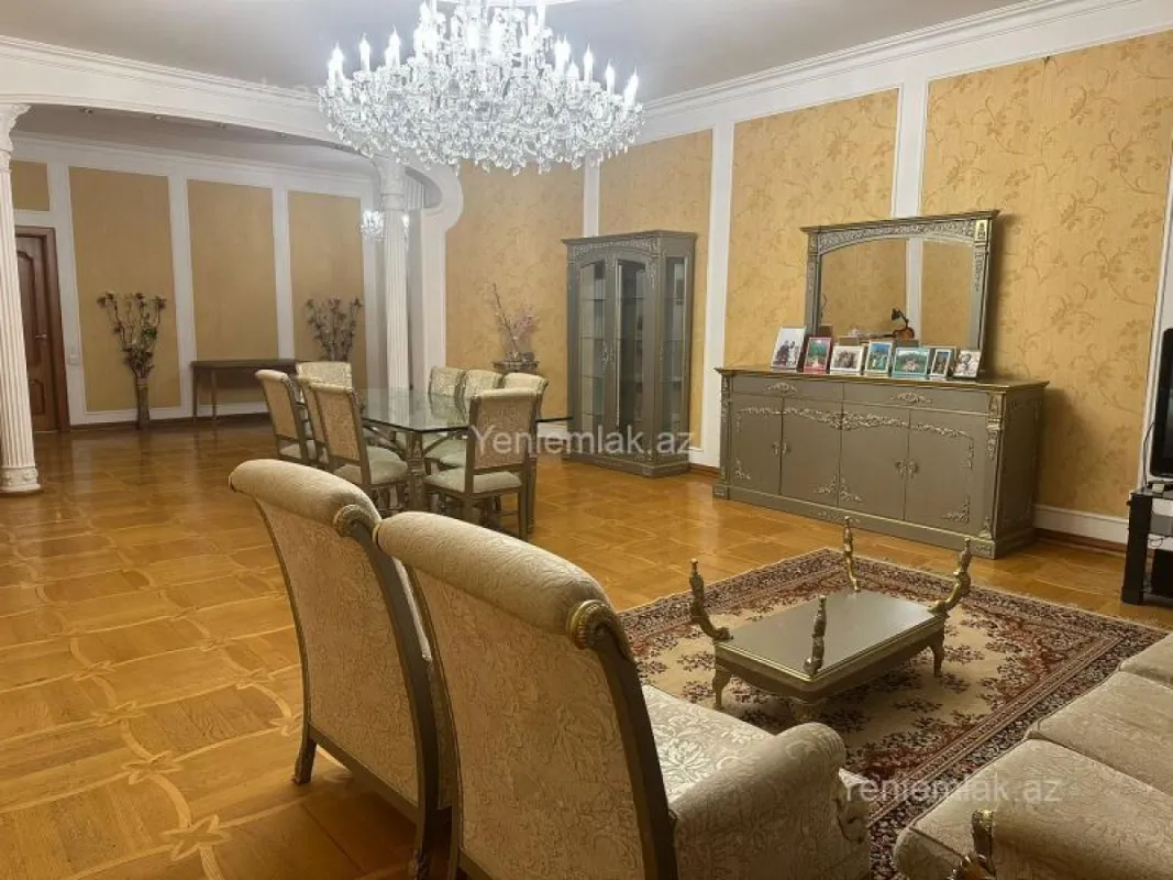 Satılır 4 otaqlı yeni tikili 220 m²