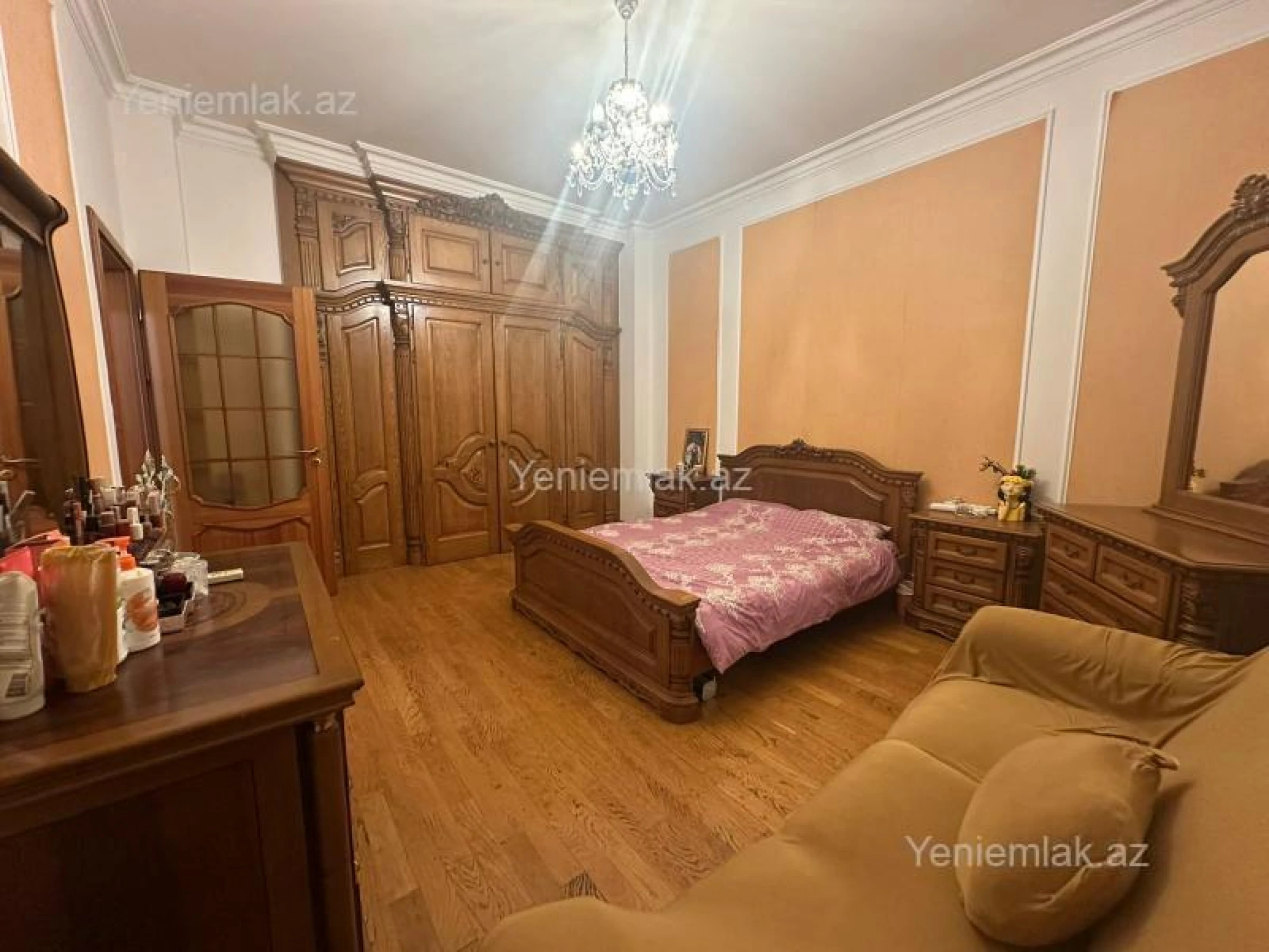 Satılır 4 otaqlı yeni tikili 220 m²