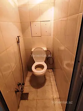 Satılır 3 otaqlı köhnə tikili 70 m²