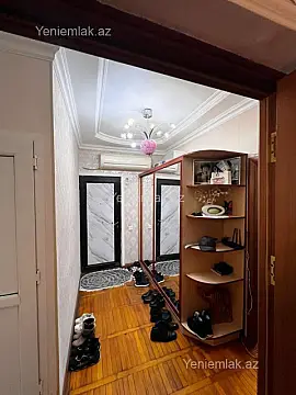 Satılır 3 otaqlı köhnə tikili 70 m²
