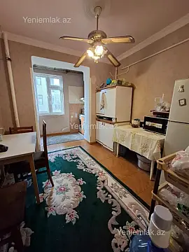 Satılır 2 otaqlı köhnə tikili 60 m²