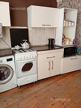 Satılır 4 otaqlı həyət evi 120 m²