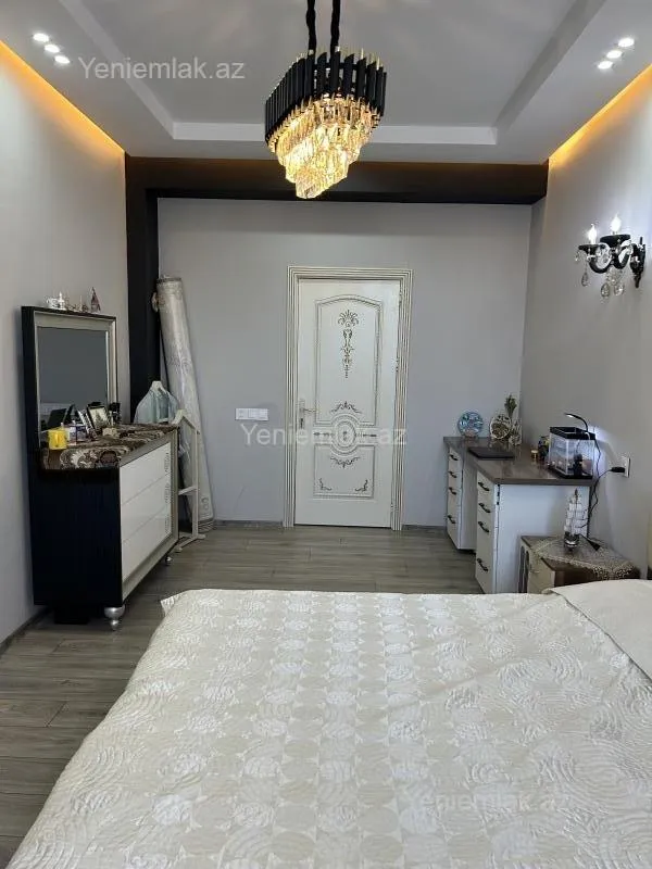 Satılır 4 otaqlı yeni tikili 226 m²
