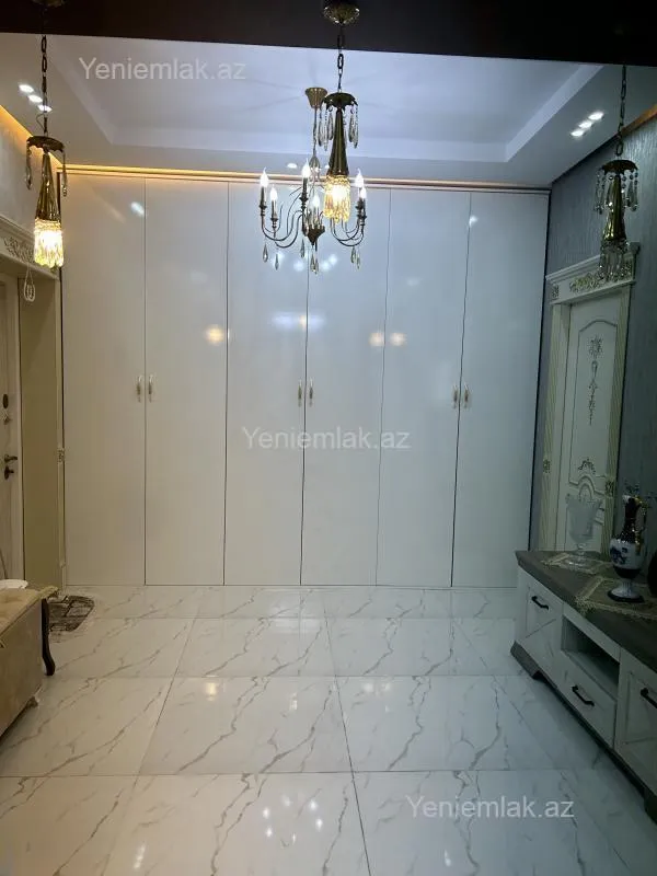 Satılır 4 otaqlı yeni tikili 226 m²