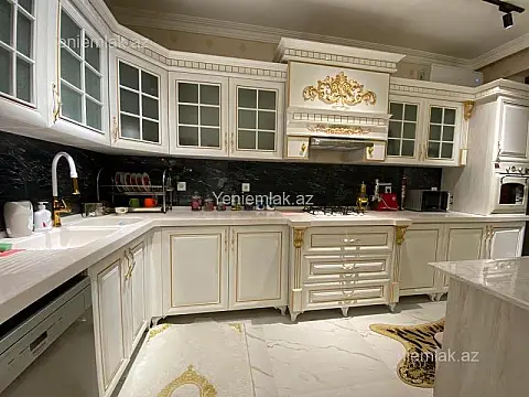 Satılır 4 otaqlı yeni tikili 226 m²