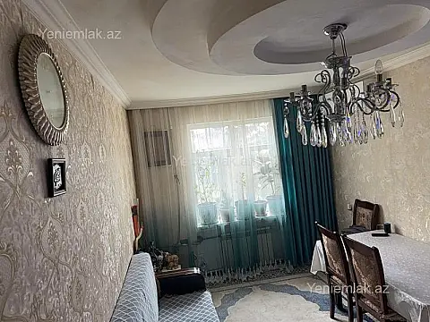 Satılır 2 otaqlı köhnə tikili 65 m²