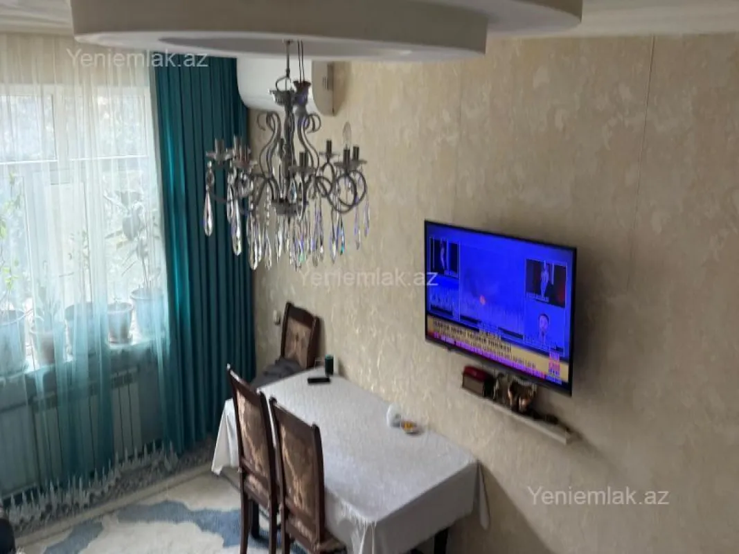 Satılır 2 otaqlı köhnə tikili 65 m²